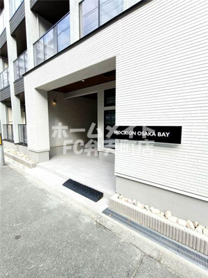 【エントランス】 | モクシオン大阪ベイ