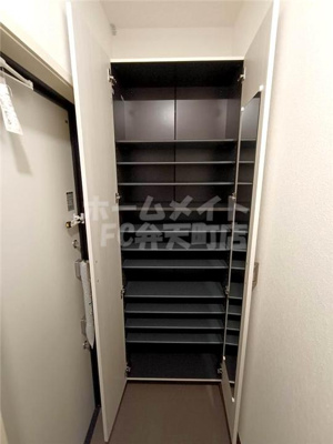 【その他】 | モクシオン大阪ベイ | シューズBOXです