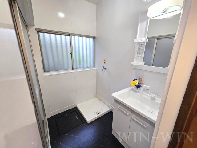 コリーナクラフトの独立洗面台