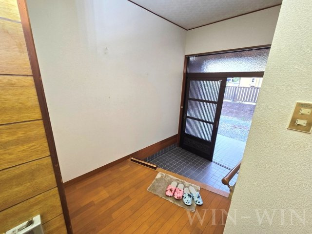 コリーナクラフトの玄関