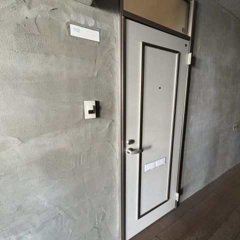 ONE'Sのエントランス