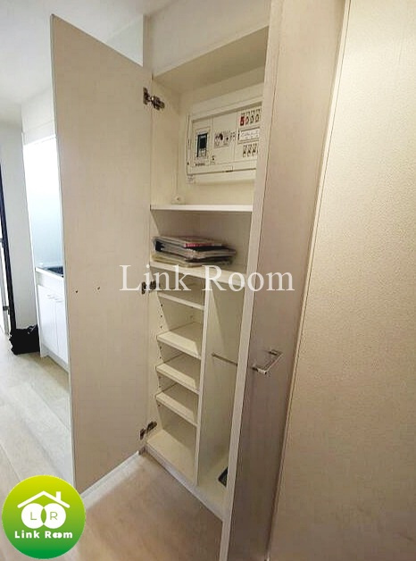 フィース蔵前の玄関