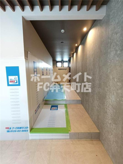 【ロビー】 | モクシオン大阪ベイ