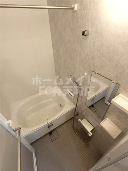 【浴室】 | モクシオン大阪ベイ