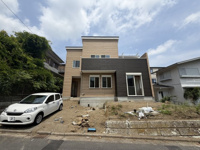 ～カースペース並列2台×南東道路接道～VerGarden湘南鷹取３丁目の画像