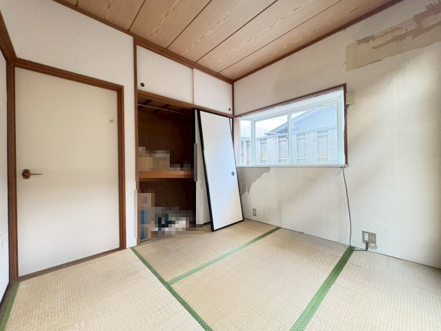 【寝室】 | ※リフォーム中の写真となります。