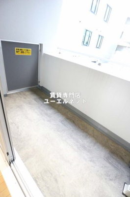 【バルコニー】 | レジディア江坂 | バルコニー付きで採光＆風通し良好！