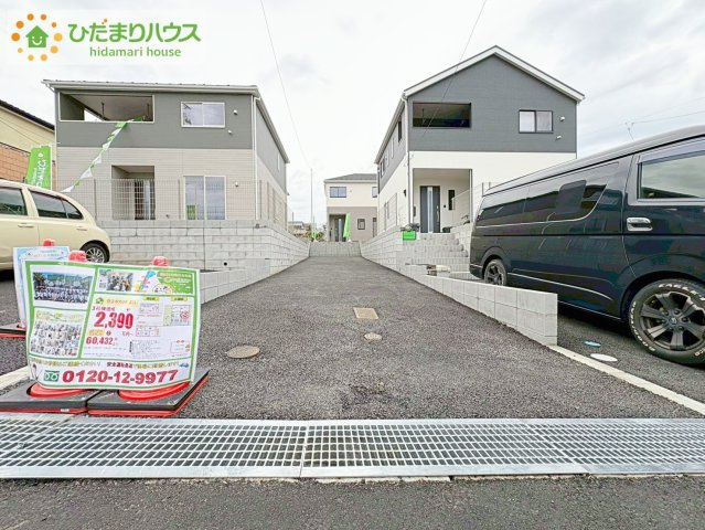 日立市久慈町第25　新築戸建　3号棟の駐車場|カースペースは2台分確保!(^^)!