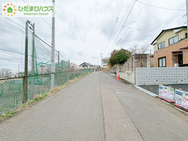 日立市久慈町第25　新築戸建　3号棟の前面道路含む現地写真|是非一度、ご家族そろってご内覧ください♪