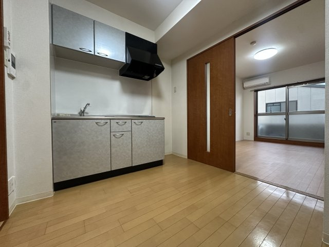 浪速コートの居間・リビング