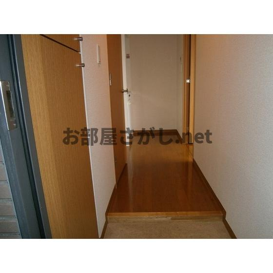 小宮ビルの玄関|ゆったりとした玄関です