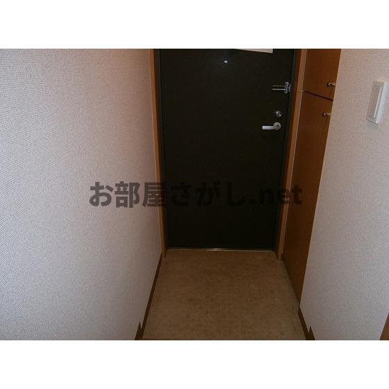 小宮ビルの玄関|玄関