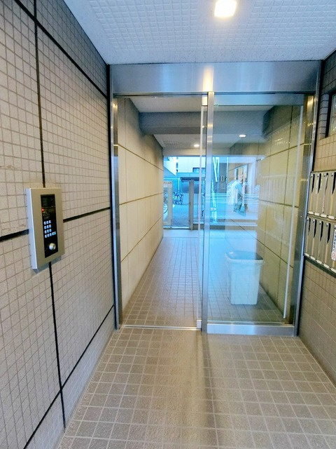 ドウェル武蔵野のエントランス|★オートロック★