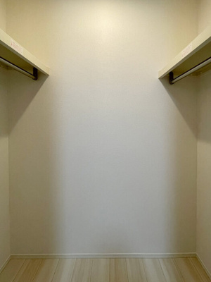 【収納】 | Kirsche | ウォークインクローゼット内部