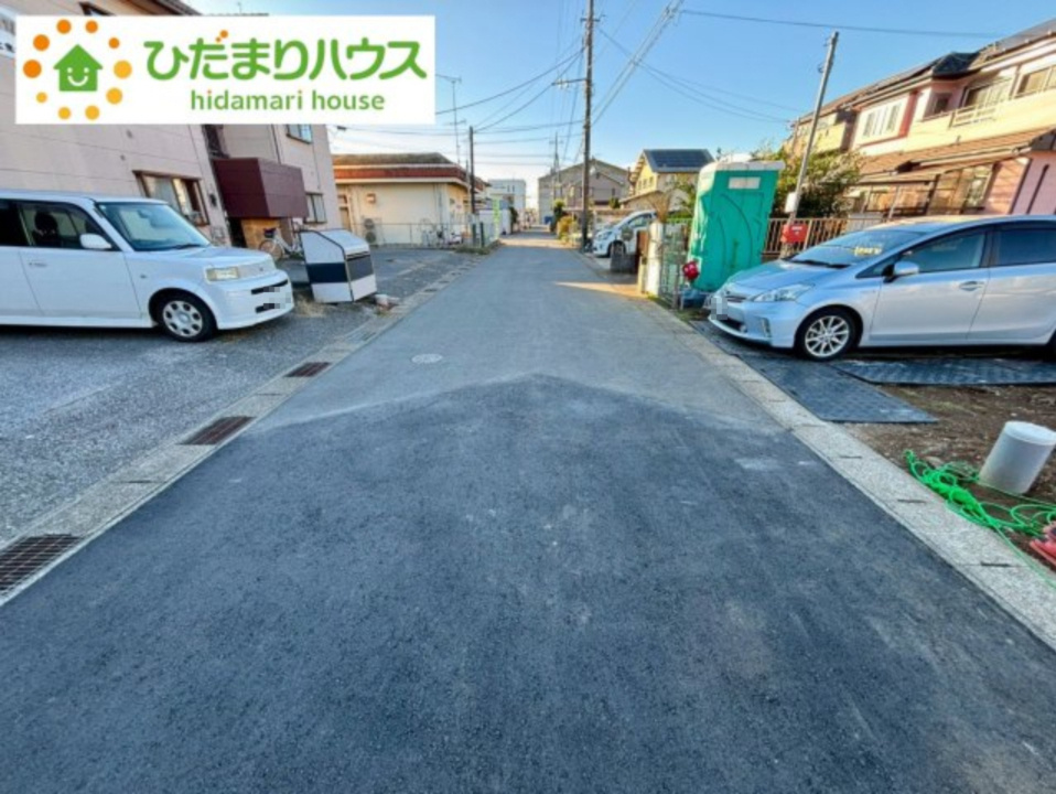 野田市七光台第19　新築戸建　1号棟の前面道路含む現地写真