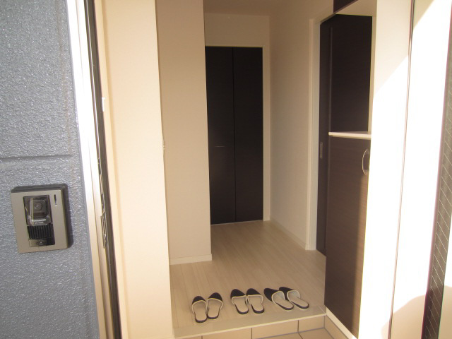【玄関】