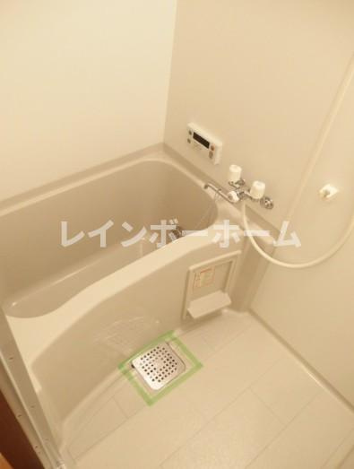 アンプルール　フェール　本川越の浴室