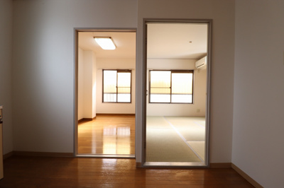 【居間・リビング】 | メビウス京橋南レジデンス