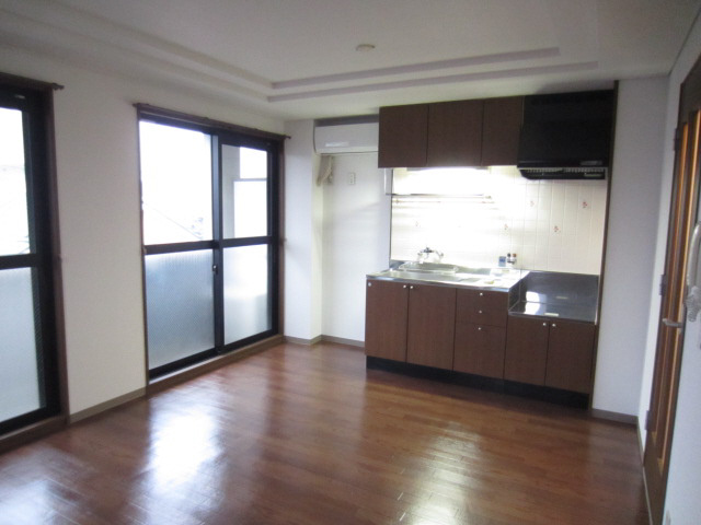 【居間・リビング】