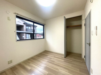 【寝室】 | フレンドリーA