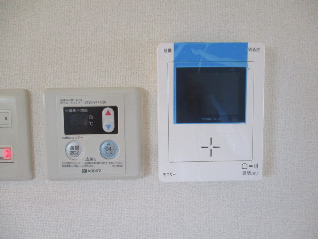 ＴＶモニター付きインターホンなので来客時も安心です