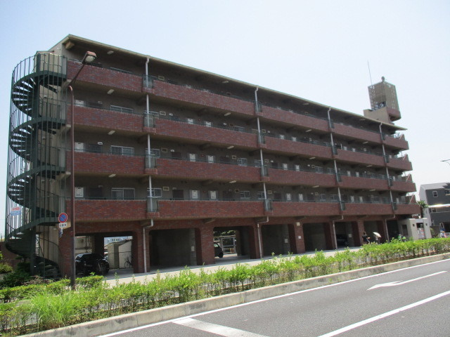 サイクリングロードがすぐ近くです