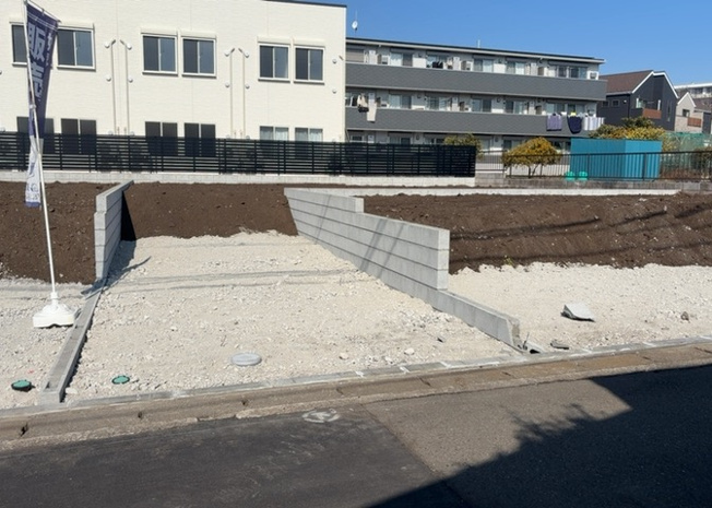 【外観】 | 販売されている全ての土地が、宅地用の土地であるとは限りません。都市計画法に基づき、基本的に住宅を建てることができるのは土地計画区であることに加え、市街化区域として定められている地域のみとなっています。