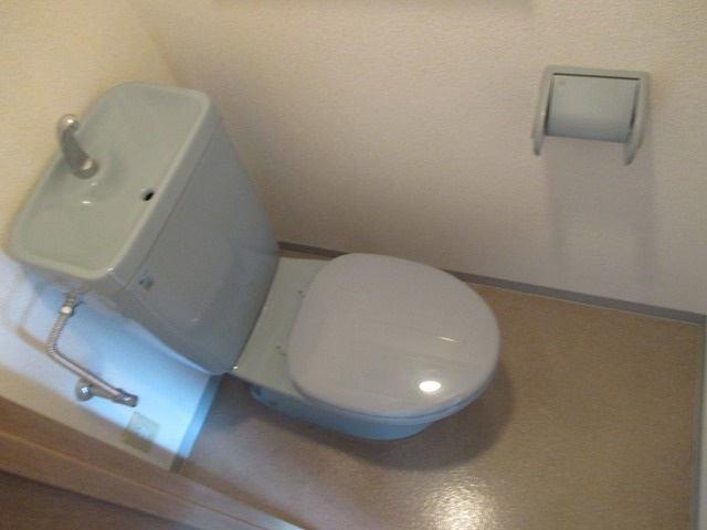 清潔感のあるキレイなトイレです