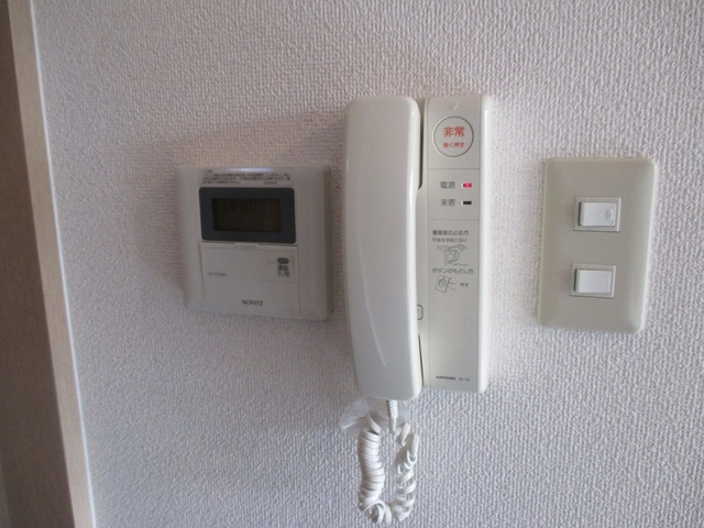 来客時に便利、インターホンです