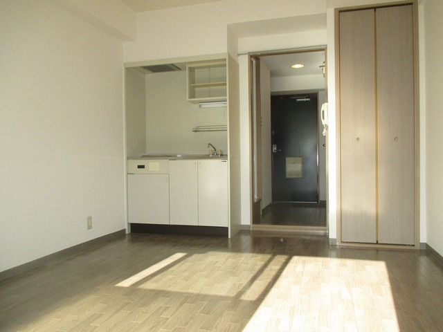 明るくキレイなお部屋です