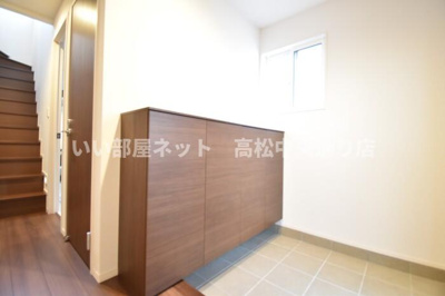 【玄関】 | クオーレ A棟