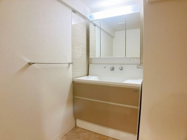 シティプラザ五日市駅前の独立洗面台