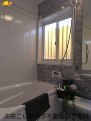 【浴室】 | 北本市本町3丁目中古戸建て | 落ち着いた空間のお風呂です