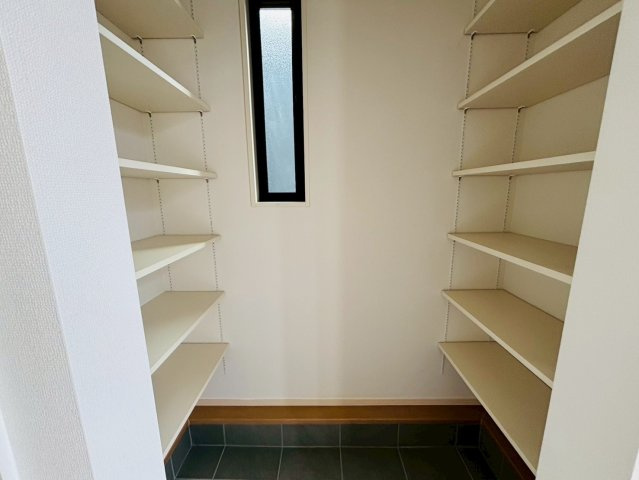 6号棟　新築戸建　富里市七栄　全6棟の収納