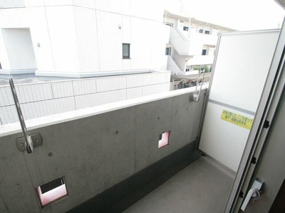 【バルコニー】 | キューブフラット