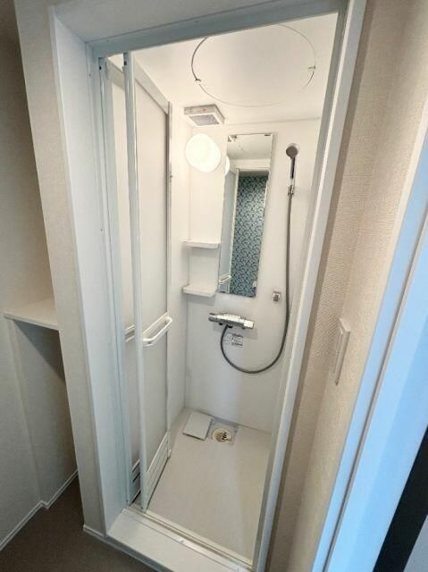 キューブときわ台の浴室