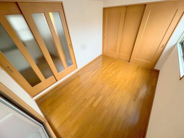 UTマンション東三国の寝室