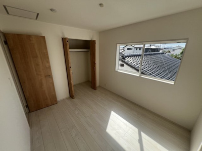 【洋室】 | ブルーミング岩国市旭町1丁目  3号棟