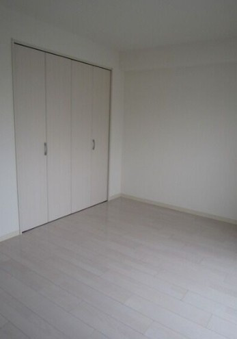 仲介手数料（賃料の1.10ヵ月）の50％OFF対象物件！の寝室