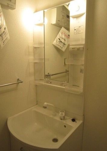 仲介手数料（賃料の1.10ヵ月）の50％OFF対象物件！の洗面所