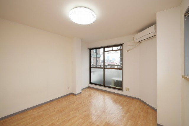 ＧＬＯＢＡＬの居間・リビング