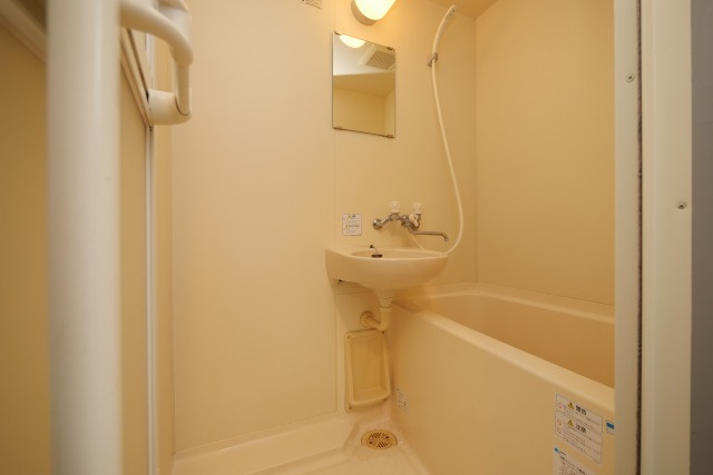 ＧＬＯＢＡＬの浴室