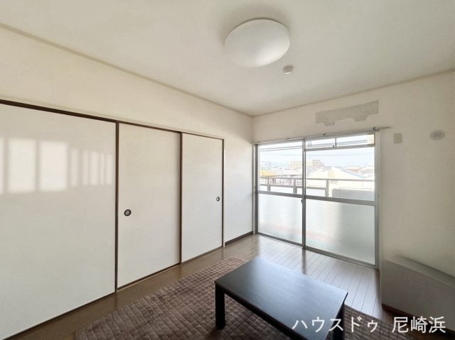 イスズハイツベル大鹿の寝室|■洋室（寝室）約6帖
