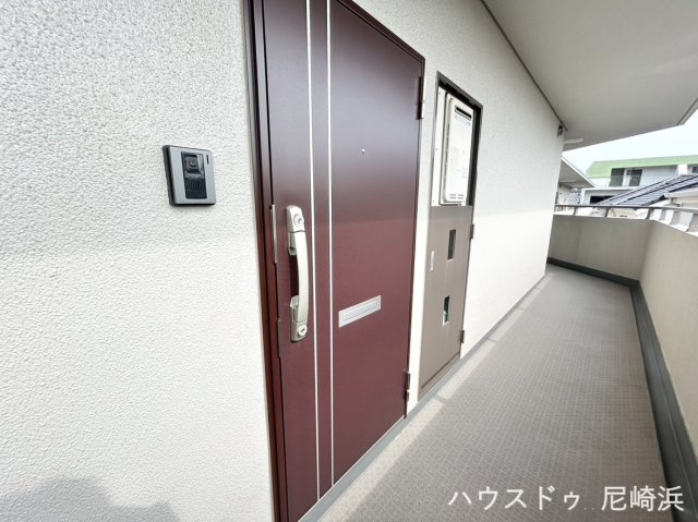 イスズハイツベル大鹿の防犯設備|■お子様も安心のモニター付きインターホン完備♪