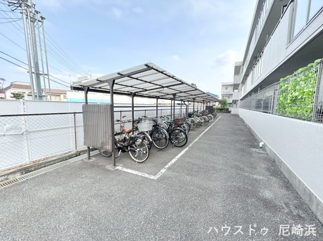 イスズハイツベル大鹿の駐輪場|■自転車置場