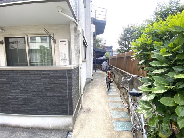 ヴィラージュ大宮のエントランス|敷地入口☆彡