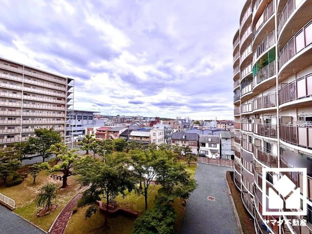 深草西浦住宅の展望