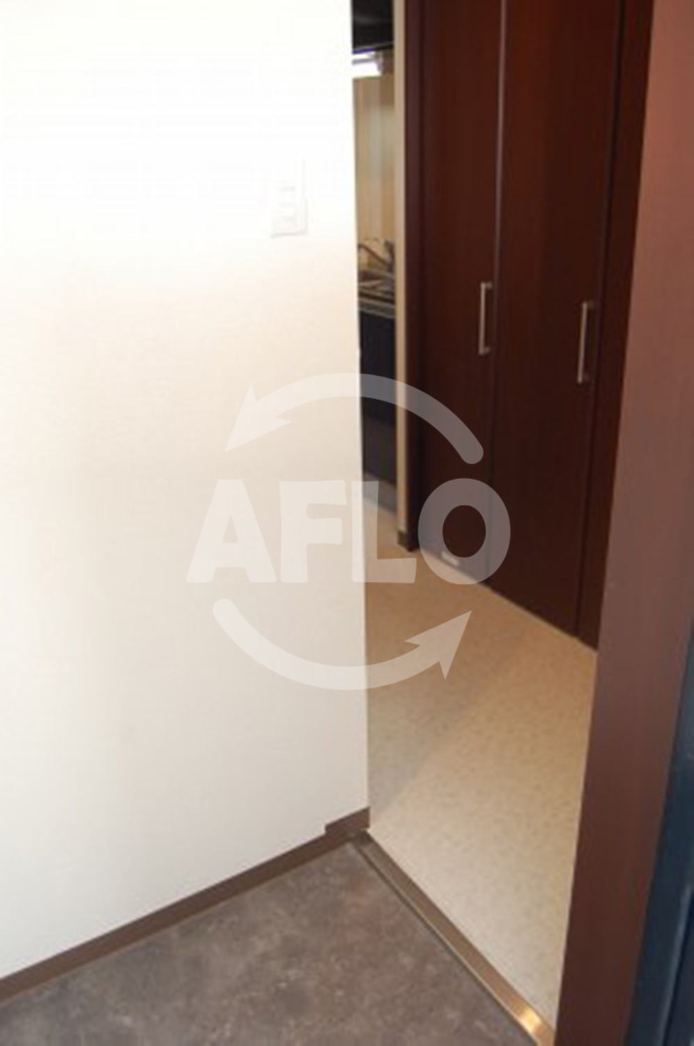 U-ro上六の玄関|U-ro上六（ウーロ上六）　下駄箱