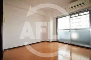 U-ro上六の居間・リビング|U-ro上六（ウーロ上六）　洋室