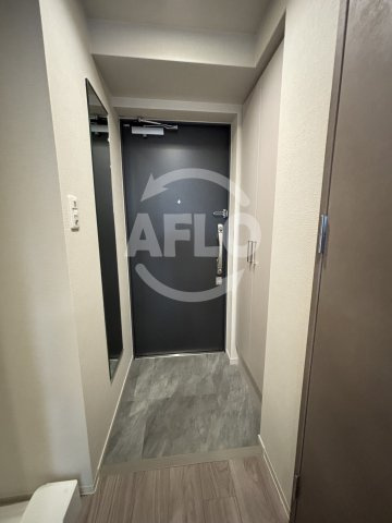 プレサンス緑橋ソレアス　宝栄小学校の玄関|プレサンス緑橋ソレアス　玄関